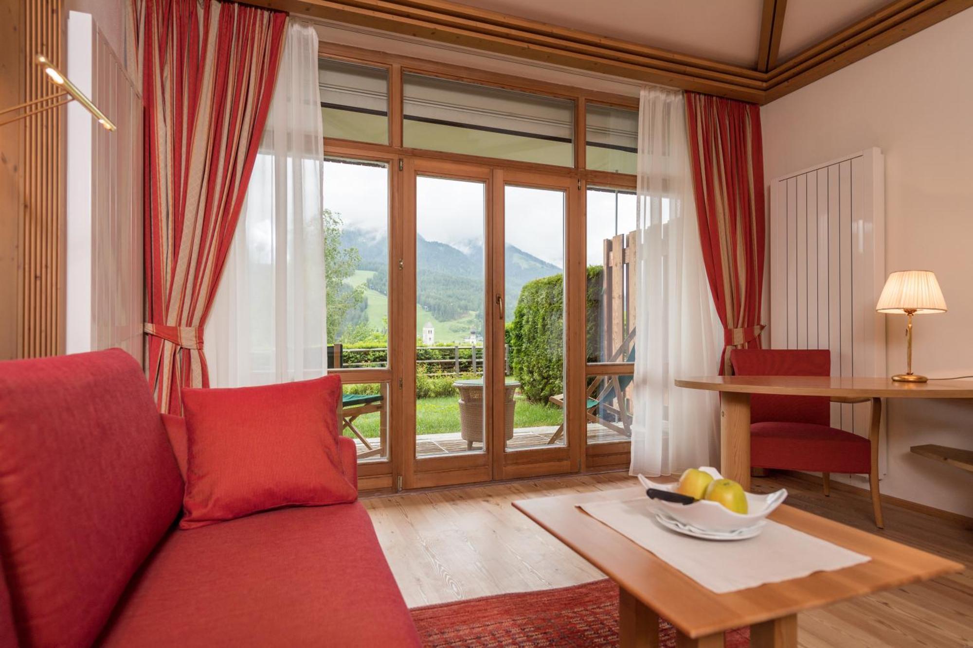 Naturhotel Leitlhof San Candido Exterior foto