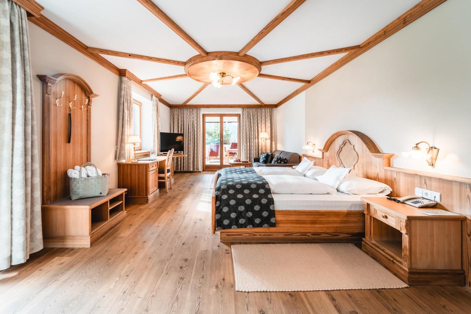 Naturhotel Leitlhof San Candido Exterior foto