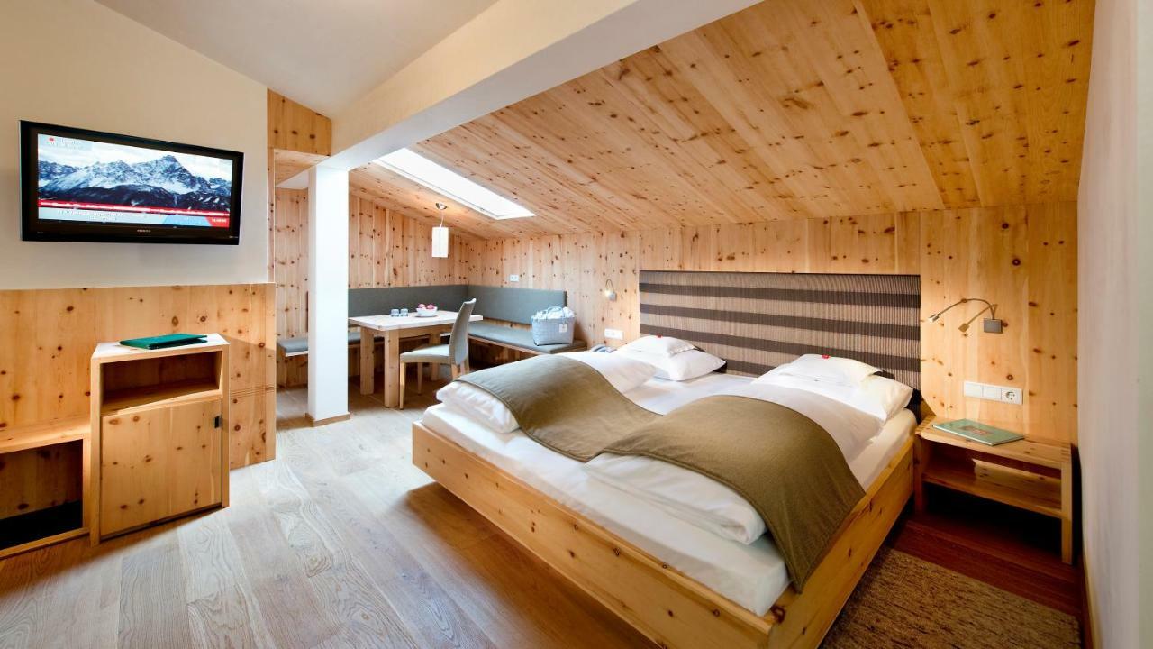 Naturhotel Leitlhof San Candido Exterior foto